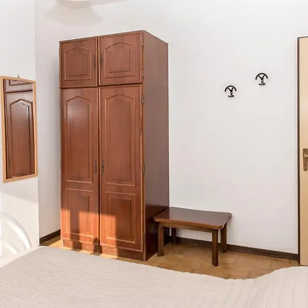 Marcelli, Trilocale Con Giardino A Pochi Passi Dal Mare M120 Marcelli